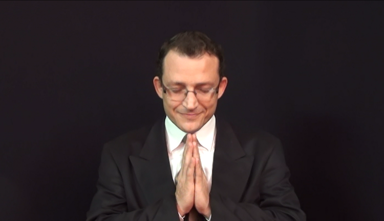 Paul-Sampaio, rezando, orando